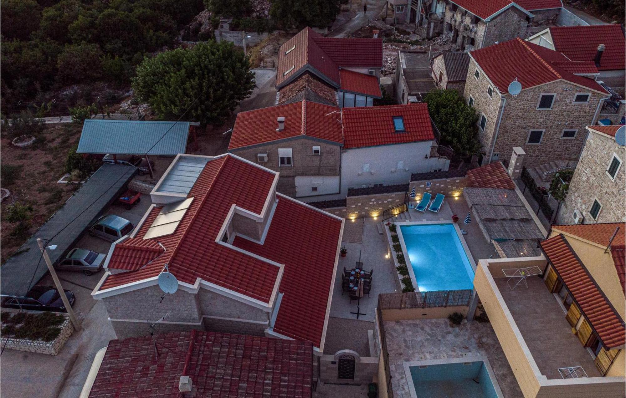 Lovely Home In Klek With House A Panoramic View エクステリア 写真