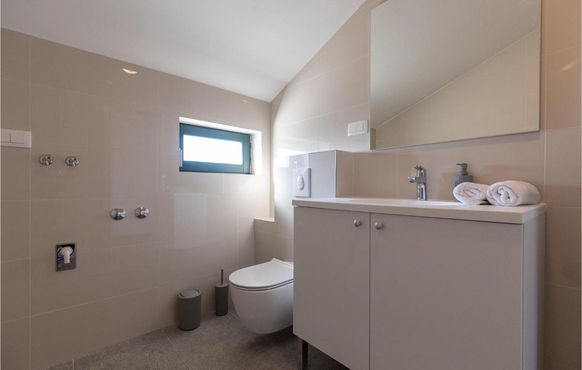 Lovely Home In Klek With House A Panoramic View エクステリア 写真